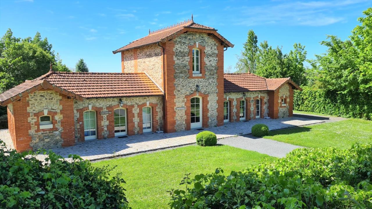 Domaine D'Essendieras Saint-Médard-dʼExcideuil Dış mekan fotoğraf